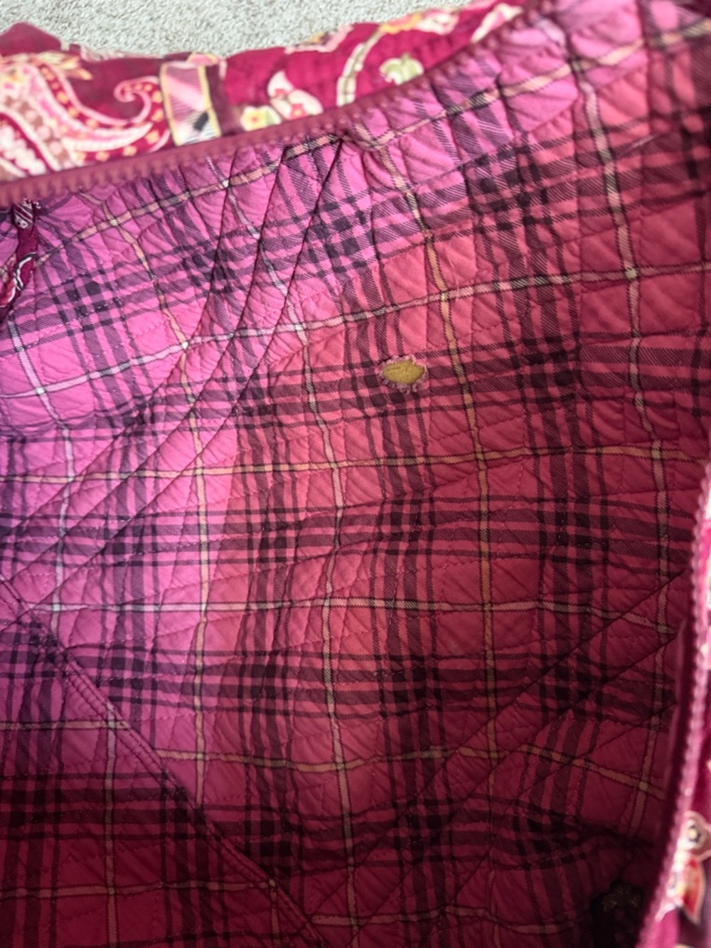 Vera Bradley tote bag is in the retired "Piccadilly Plum" pattern - Picture 7 of 7